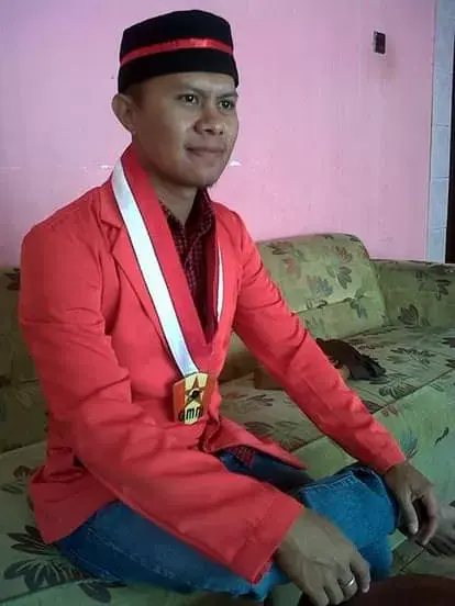 Pengurus Persiapan GMNI Cabang Buton Sentil Denda Persalinan di Rumah