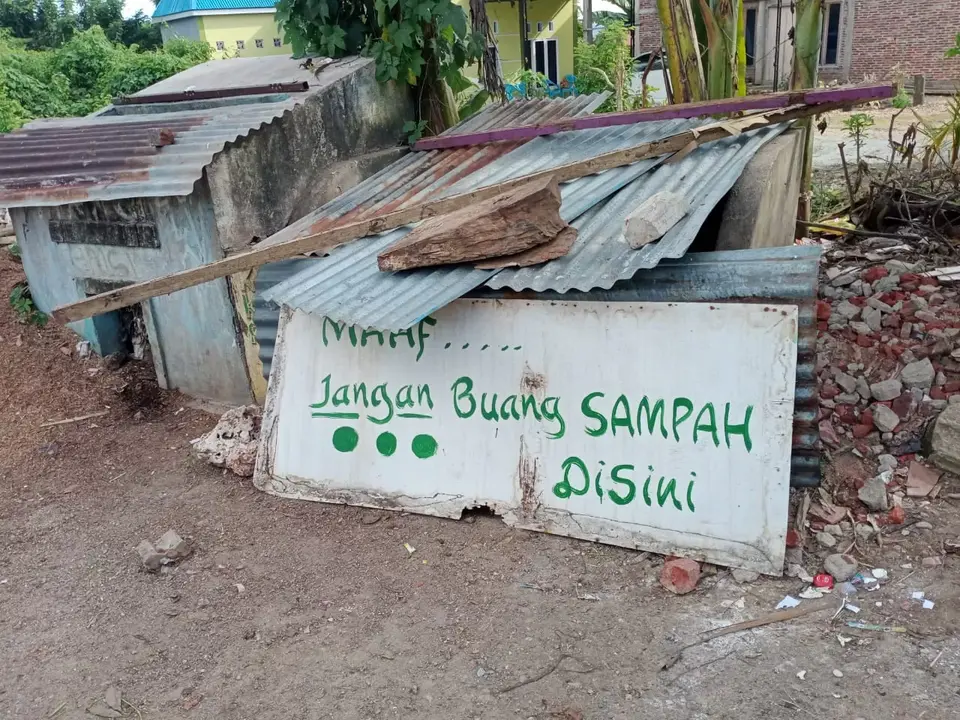TPS Ditutup, Warga Perumnas Waruruma Serbu Kantor Lurah
