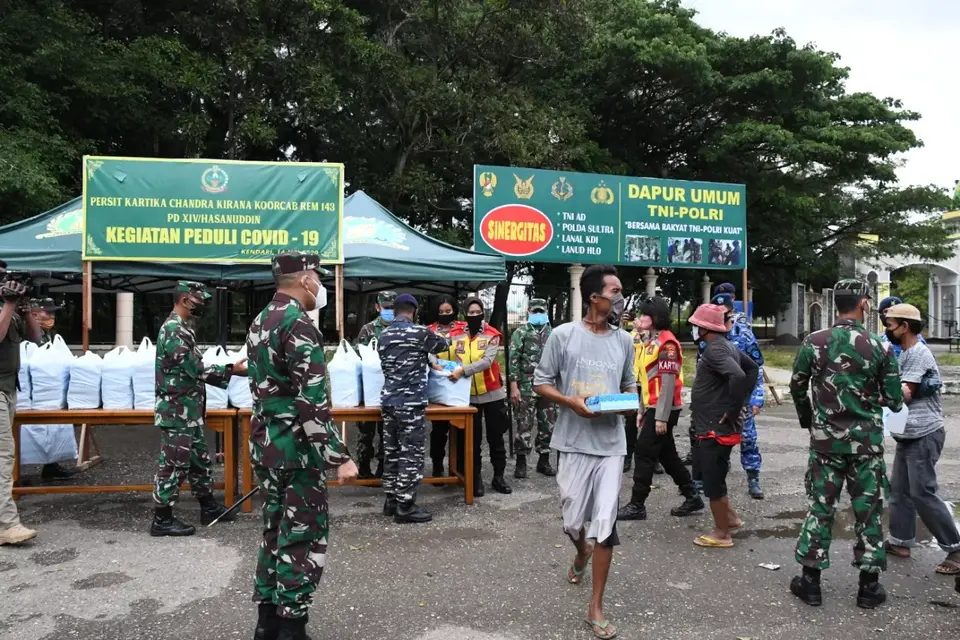 TNI-Polri Kembali Buka Dapur Umum di Kendari