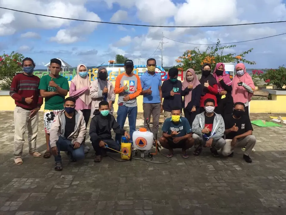 Hipmawangi Yogyakarta Semprot Disinfektan di Pasar Pelangi Marina
