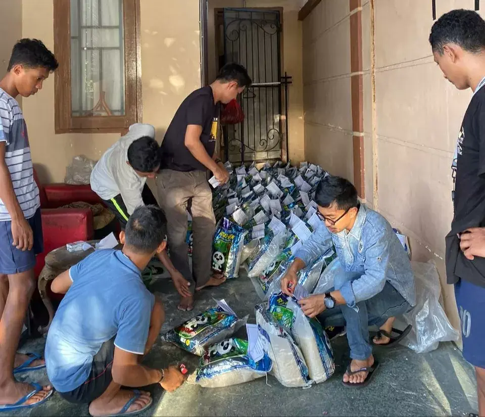 Roemah Gemilang distribusi 1,5 Ton Beras.
