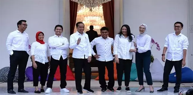 Bagi-bagi Sembako Di Jalanan Dapat Mengancam Kesehatan Presiden Jokowi, Peneliti Insis: Sebaiknya Delegasikan Ke Stafsus Milenial