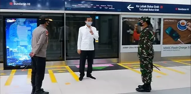 Presiden Jokowi Kerahkan Aparat Ke Titik Keramaian Untuk Pastikan Masyarakat Taat Protokol Kesehatan