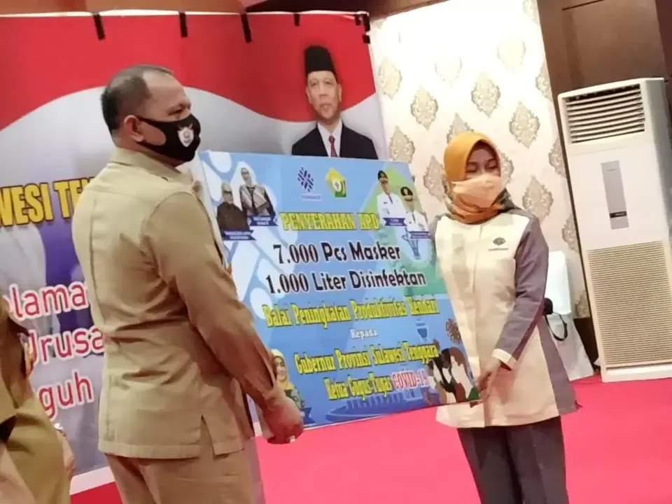 Putuskan Penyebaran Covid-19, BPP Kendari Serahkan Masker dan Disinfektan