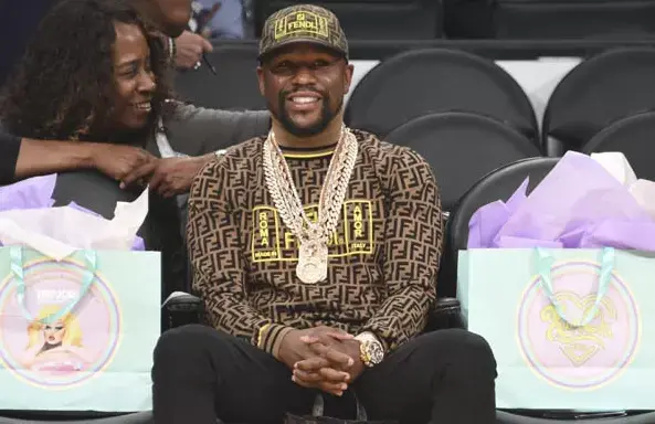 Floyd Mayweather Sumbang Rp 1,27 Miliar untuk Pemakaman George Floyd