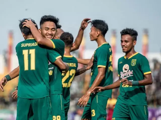 Pelatih Persebaya Setuju Liga 1 Libatkan Pemain Muda