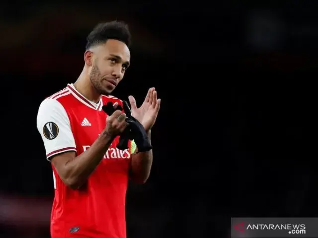 Aubameyang Belum Pasti Bertahan di Arsenal