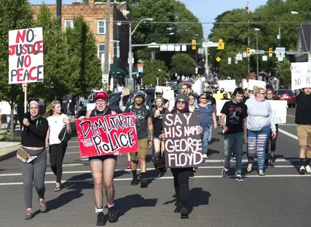 Aliran Dukungan untuk Black Lives Matter