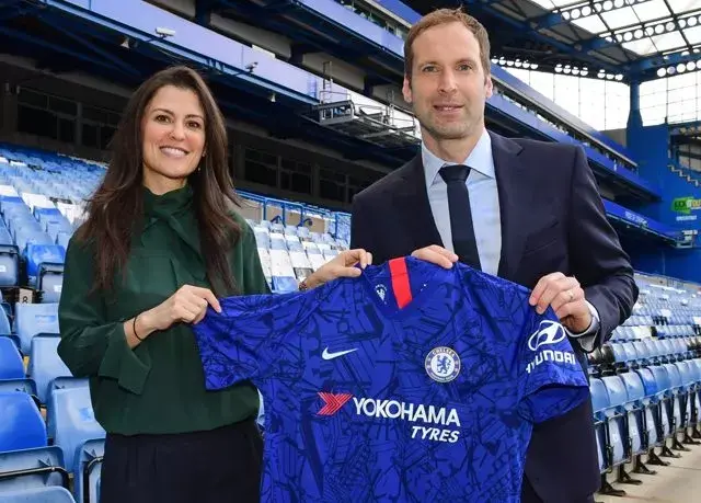 Negosiator Ulung Bursa Transfer Marina Granovskaia