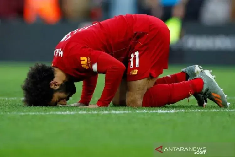 Ribuan Fans Liverpool Rayakan Juara di Anfield