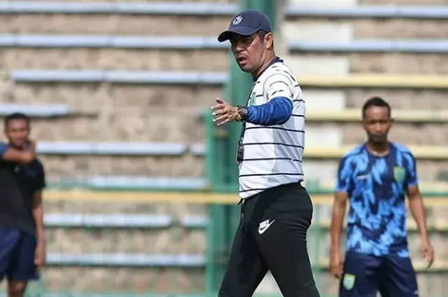 Pelatih Persela Serahkan Kepada Klub untuk Lokasi Pertandingan