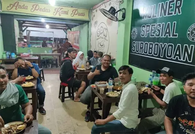 Bonek Jabodetabek Bantu Anggota dengan Program #NgelarisiKoncoDewe