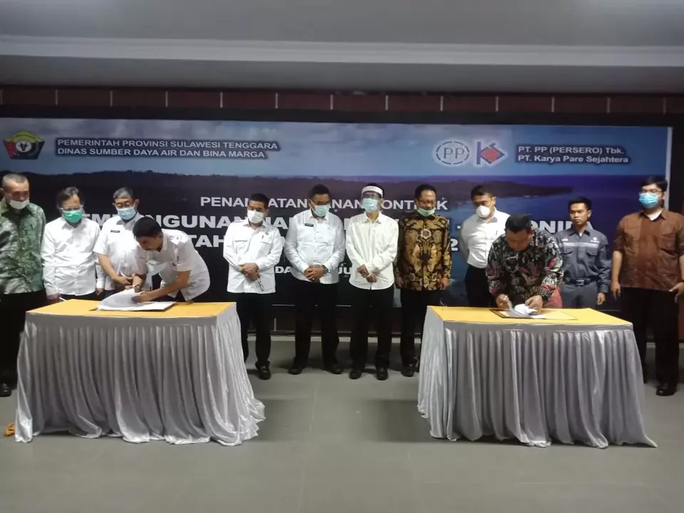 Muluskan Pengerjaan Jalan Toronipa-Kendari, Pemprov dan PT PP Teken Kontrak Tahap II