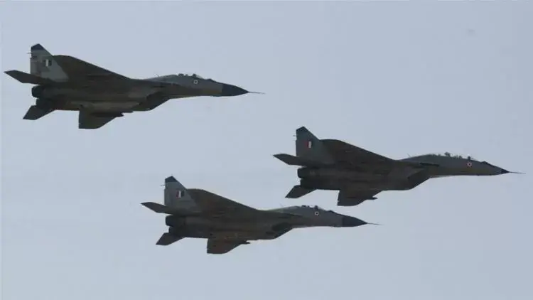 India Beli 33 Pesawat Tempur dan Alutsista Rusia