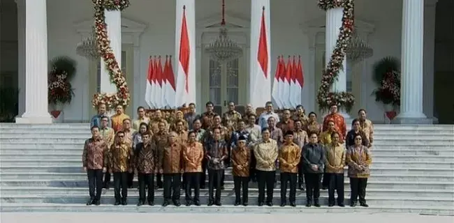 Jangan Tunda Reshuffle, Jokowi Diminta Pertimbangkan Jabatan Menteri Diisi Aktivis Dan Relawan
