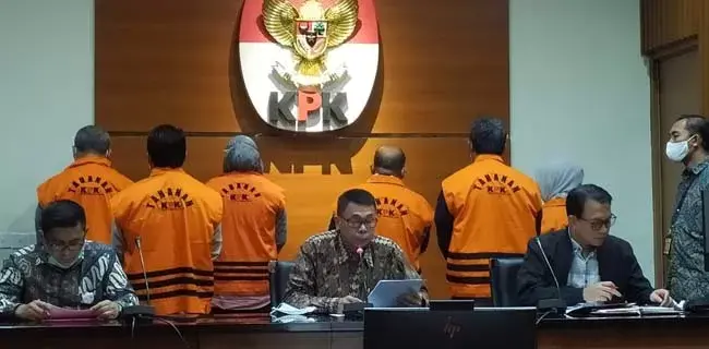 Suami-Istri Terjaring OTT KPK, Gde Siriana: Bukti KKN Makin Berkarat