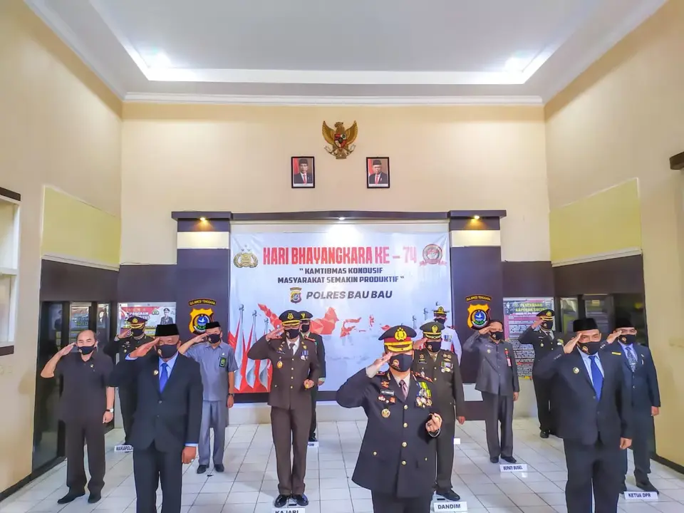 Dipimpin Presiden Jokowi, Polres Baubau Peringati Hari Bhayangkara Secara Virtual