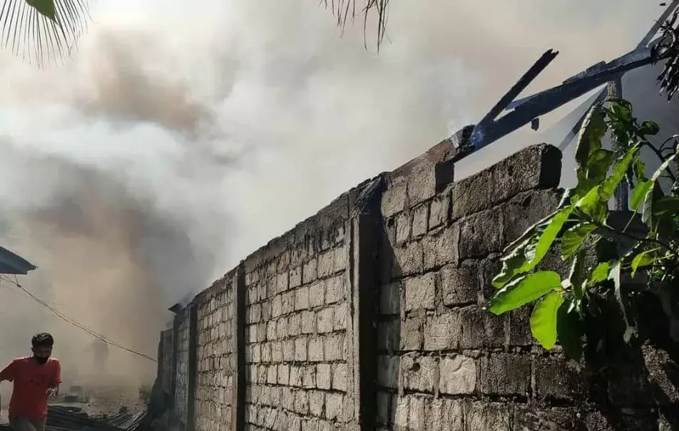 Pabrik Kasur di Baubau Ludes Dilahap Api
