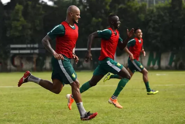 Persebaya Belum Renegosiasi Kontrak Pemain
