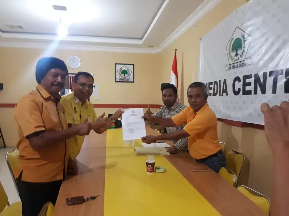 Darlis dan Amiruddin Incar Kursi Ketua Golkar