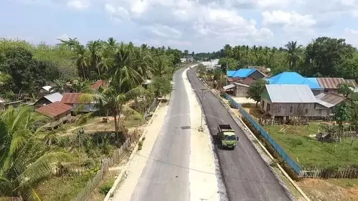 Pengaspalan Jalur Dua Ringroad Laworo Digenjot