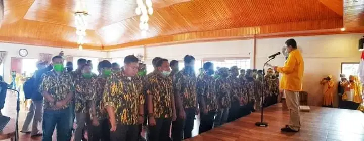 Kukuhkan Pengurus AMPG, Arhawi Berharap Jadi Mitra Pemerintah Membangun Wakatobi