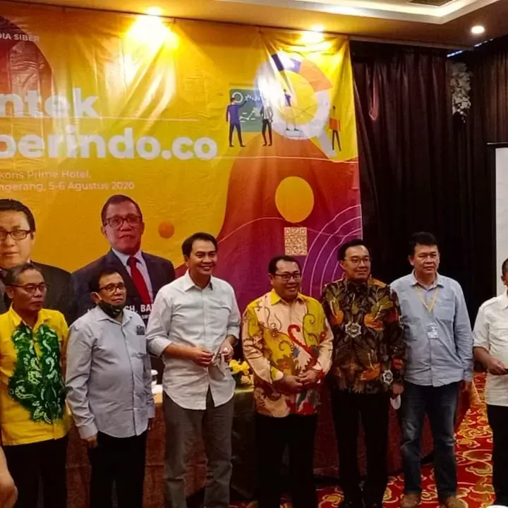 Wakil Ketua DPR Azis Syamsuddin Minta SMSI Cerdaskan Bangsa
