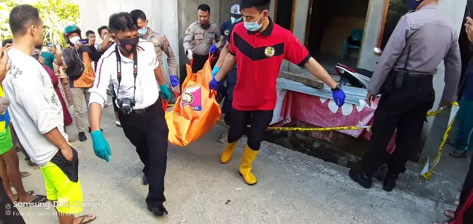 Seorang Wanita Ditemukan Tewas Bersimbah Darah Dalam Rumah