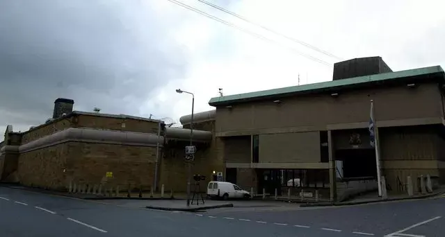 Napi Positif Covid-19, Penjara HMP Wakefield Diisolasi