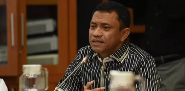 Aksi Demo Mahasiswa Dan Buruh Berakhir Ricuh, Politisi PDIP: Pemerintah Juga Mendengarkan Keluhan