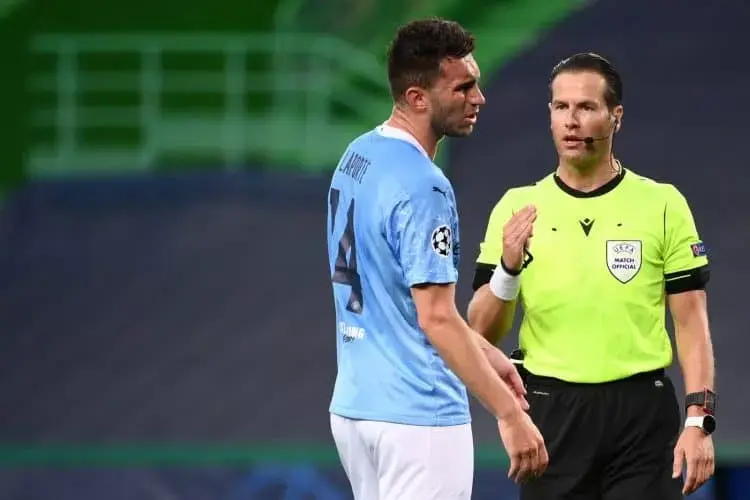 Wasit Danny Makkelie, Buruk Buat Inter tapi Hoki Buat Sevilla