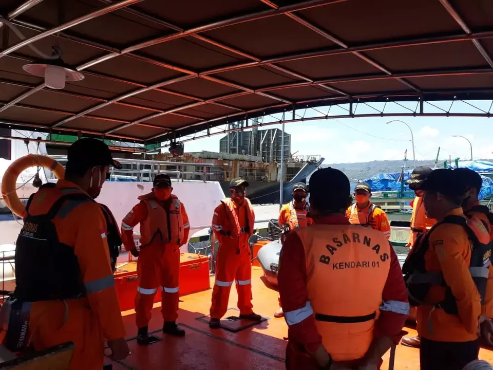 KM Yuliner Kebakaran, Satu Meninggal, Empat Hilang