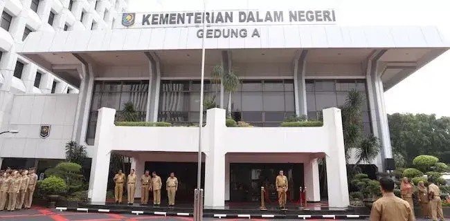 Kemendagri Pelototi Kepala Daerah Yang Lakukan Mutasi Pejabat Jelang Penetapan Paslon Pilkada