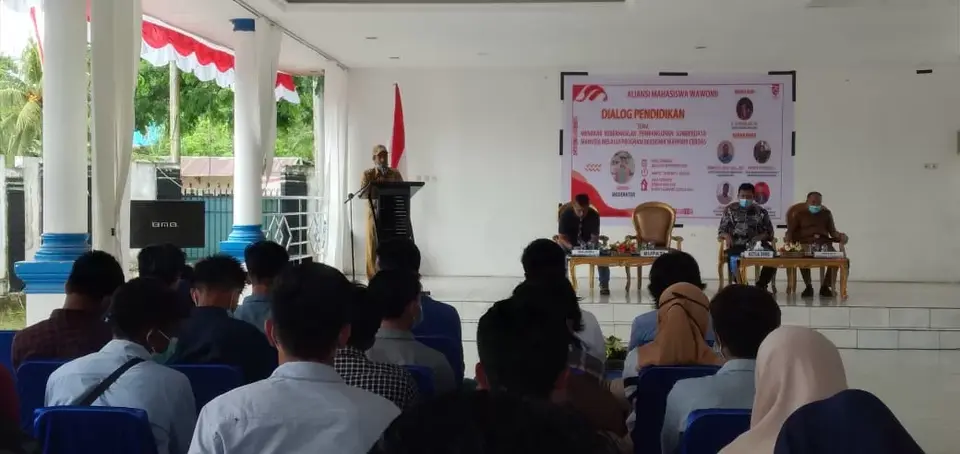 Kebijakan Bupati Amrullah Berhasil Cerdaskan Masyarakat Wawonii