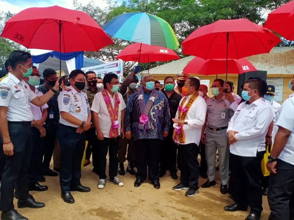 Ali Mazi Resmikan Terimal Modern Pertama di Sultra