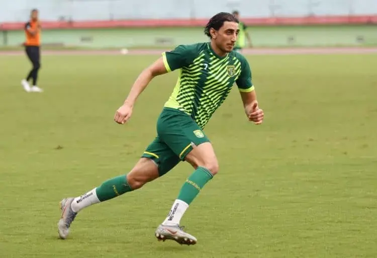 Mahmoud Eid Bertahan di Persebaya