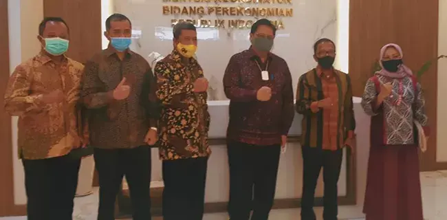 Pelaku Bisnis Terus Merugi, Menko Airlangga Janji Akan Benahi Sektor Unggas Tanah Air