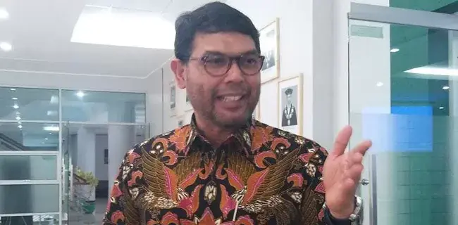 Kembali Bikin Gaduh, Legislator PKS Minta Mensesneg Bubarkan Stafsus Milenial