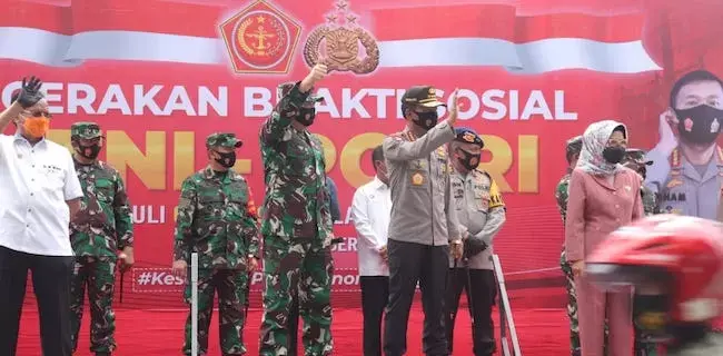 Panglima TNI Dan Kapolri Lepas Tim Satgas Pendisiplinan Protokol Kesehatan, Masyarakat Diminta Tidak Lengah Antisipasi Penularan Covid-19