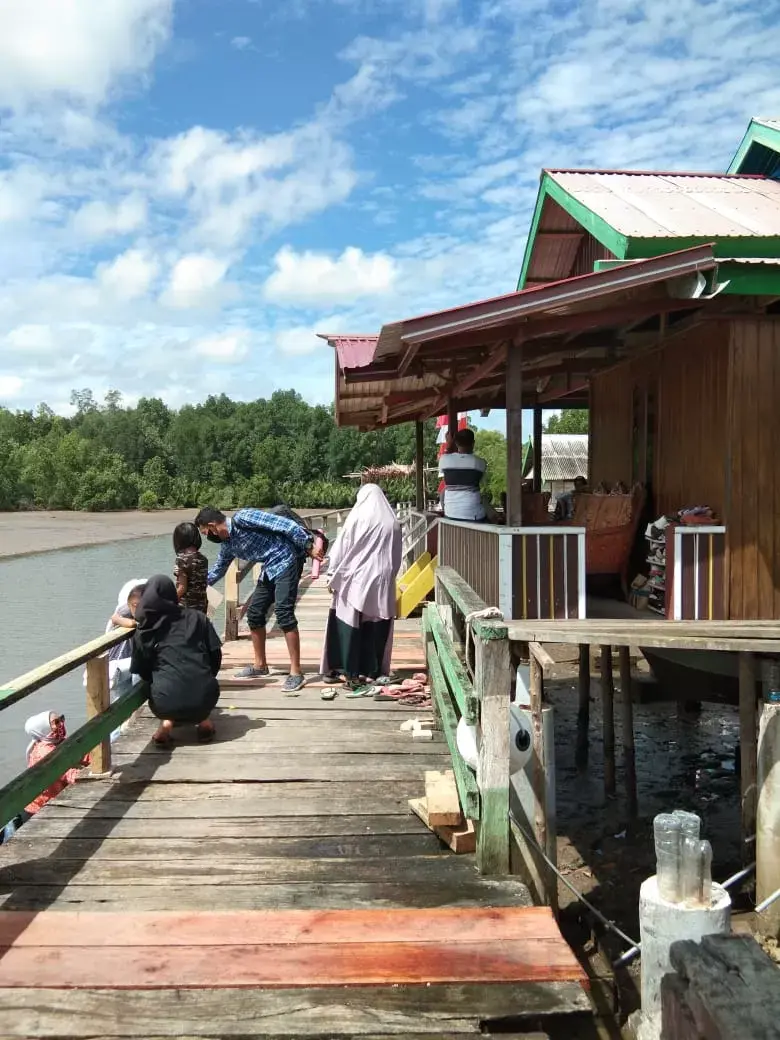 Terisolasi, Tahun Depan Pemkab Buton Buka Jalan Penghubung Dusun Bajo Benteng