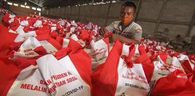 Pemerintah Dinilai Hanya Fokus Distribusi Bansos Sembako, Beathor Suryadi: Mestinya Disertai Bantuan Alat Kesehatan
