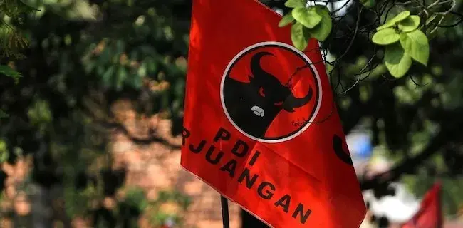 Baranusa Desak PDIP Sebut Nama Menteri Yang Bersiap Kudeta Merangkak