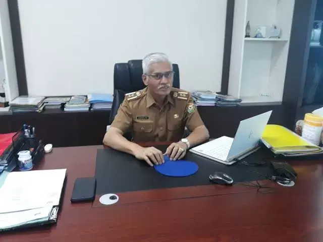 Asrun Lio Sebut Ali Mazi Gubernur Penuh Wawasan, Berikut Alasannya!!
