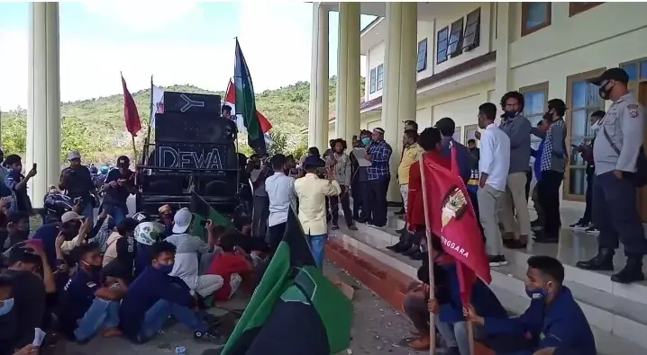 Didesak Aliansi Pemuda, DPRD Buton Tolak UU Omnibus Law