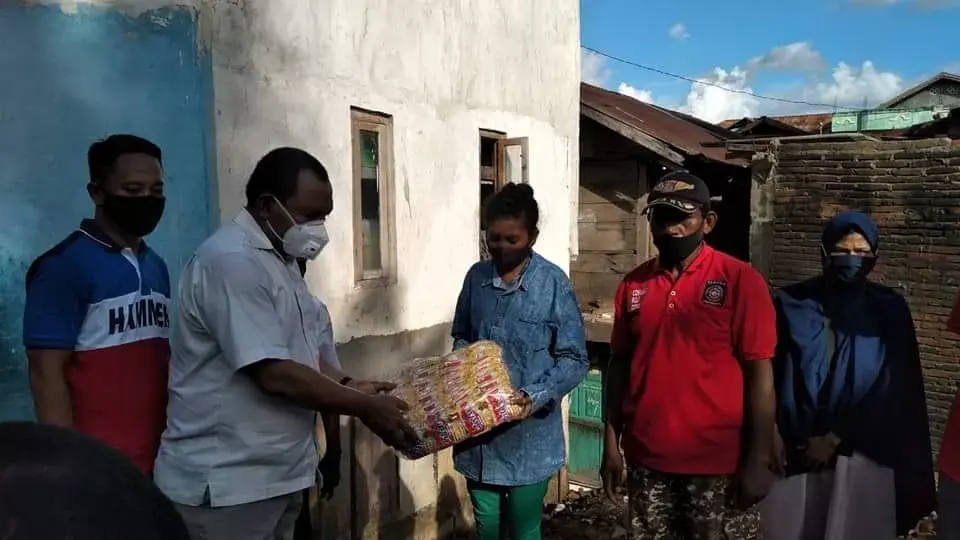 Wakil Wali Kota Baubau Kunjungi Korban Kebakaran di Bataraguru
