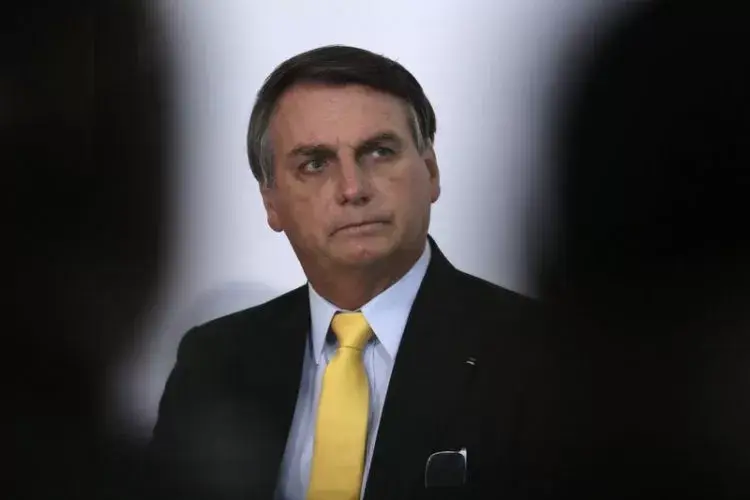 Presiden Brasil Jair Bolsonaro Tolak Vaksin Tiongkok