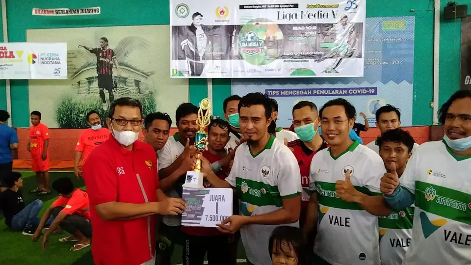 Kolaka Pos Juarai Turnamen Futsal Liga Media V