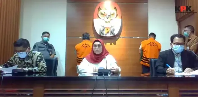 KPK Tahan Bupati Labuhan Batu Utara Terkait Dugaan Korupsi Pengurusan DAK APBN-P 2017 Dan APBN 2018