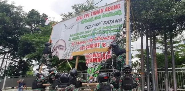 Ketegasan Pangdam Jaya Copot Baliho Habib Rizieq Sudah Tepat Untuk Jaga Wibawa Negara