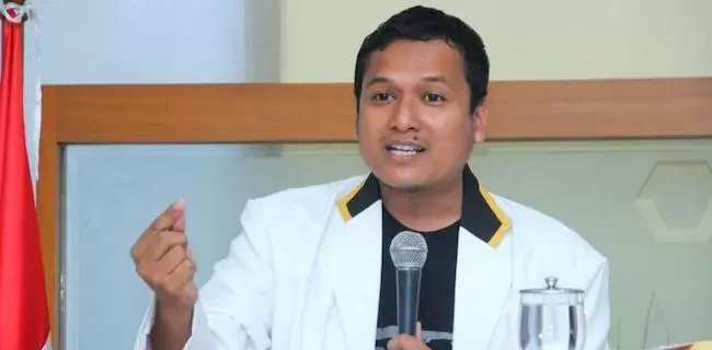Jokowi Kecam Presiden Macron, PKS: Semoga Untuk Masalah Dalam Negeri Juga Sensitif